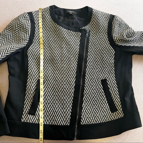 Ann Taylor black and white wool chevron print  jacket - Picture 6 of 11